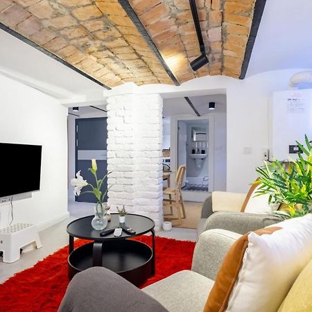 Appartement Vibrant Flat 5 Minutes Walk To Istiklal In Beyoglu à Istambul Extérieur photo