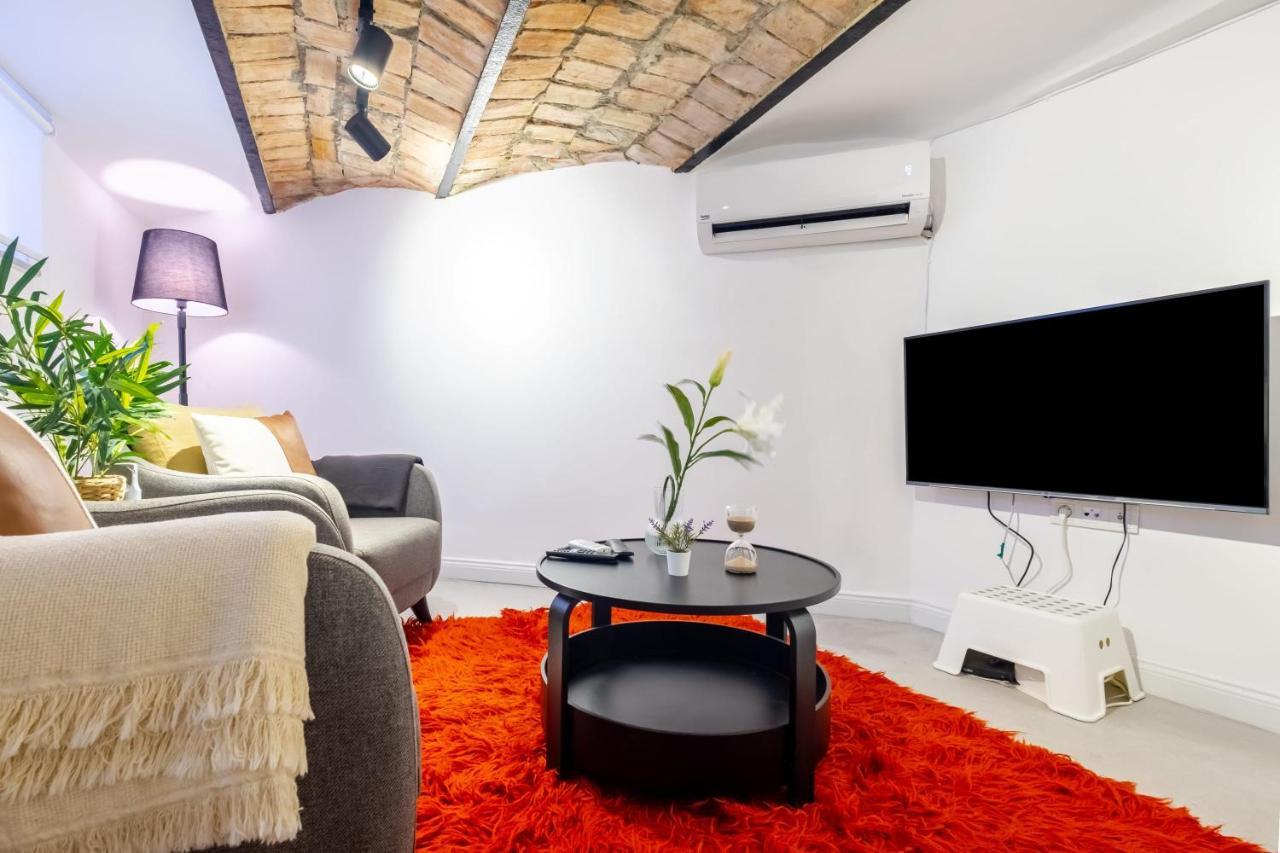 Appartement Vibrant Flat 5 Minutes Walk To Istiklal In Beyoglu à Istambul Extérieur photo