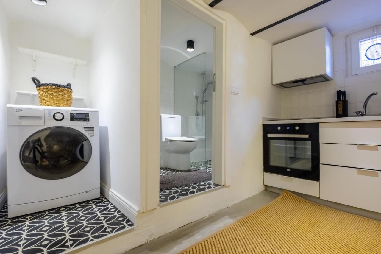 Appartement Vibrant Flat 5 Minutes Walk To Istiklal In Beyoglu à Istambul Extérieur photo